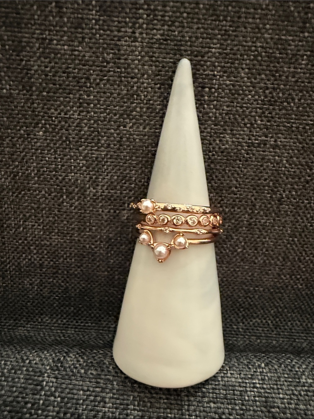 Bomb party Delicates Rose Gold Stackable Crystal Ring Set size 9
